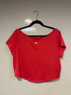 Buffbunny Collection Red Short Sleeve V-Neck Cutout Open Back Top XL